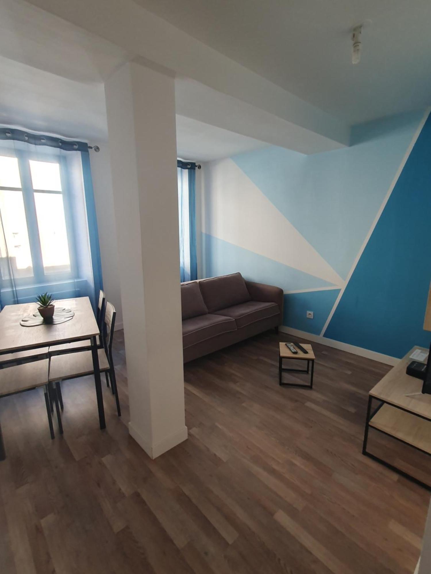 Jolie T3 Avec Terrasse Apartment Carcassonne Exterior photo